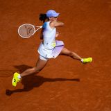 Iga_Swiatek_-_Roland_Garros_2025_-_Day_4-DSC_3861