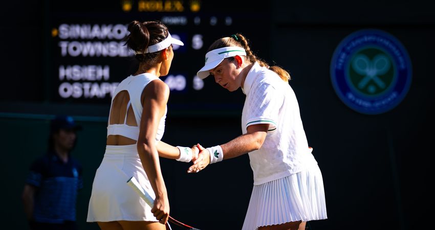 Jelena_Ostapenko_Su-Wei_Hsieh_-_Wimbledon_Championships_2025_-_Day_12-DSC_0250