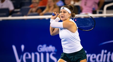Karolina_Muchova_-_Cincinnati_Open_2025_-_Day_4-DSC_9167A